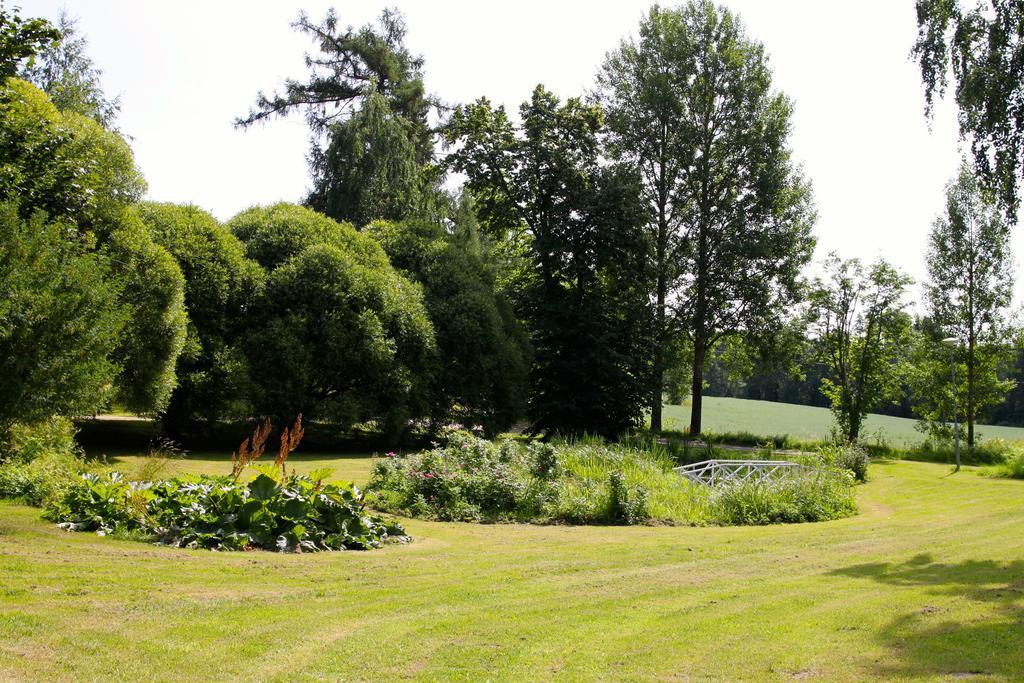 Hotel Loeydoen Kartano à Ristiina Extérieur photo